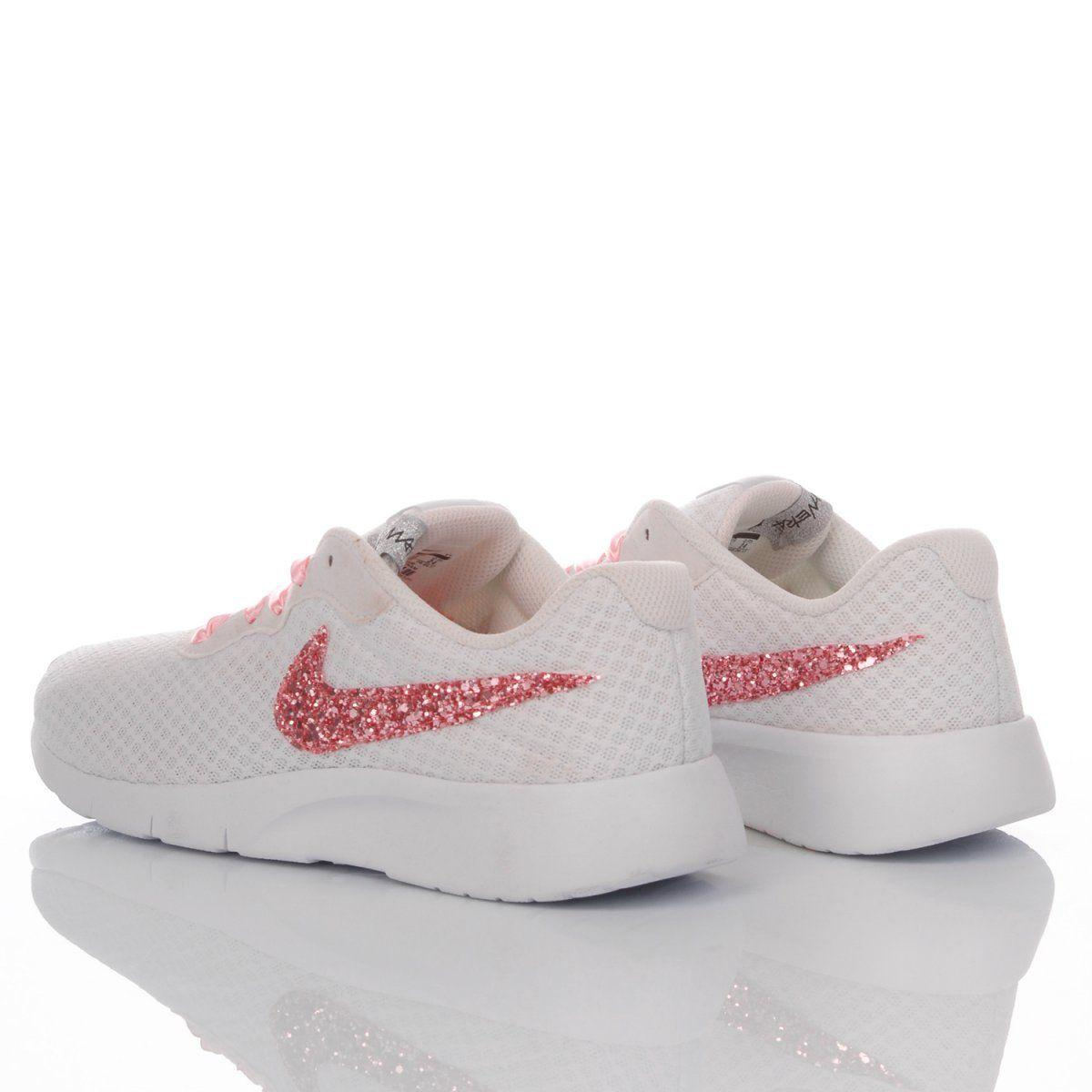 NIKE WHITE SNEAKERS - DIVINE