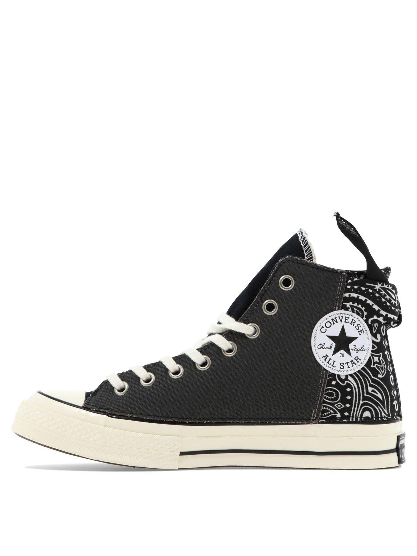 CONVERSE BLACK SNEAKERS - DIVINE