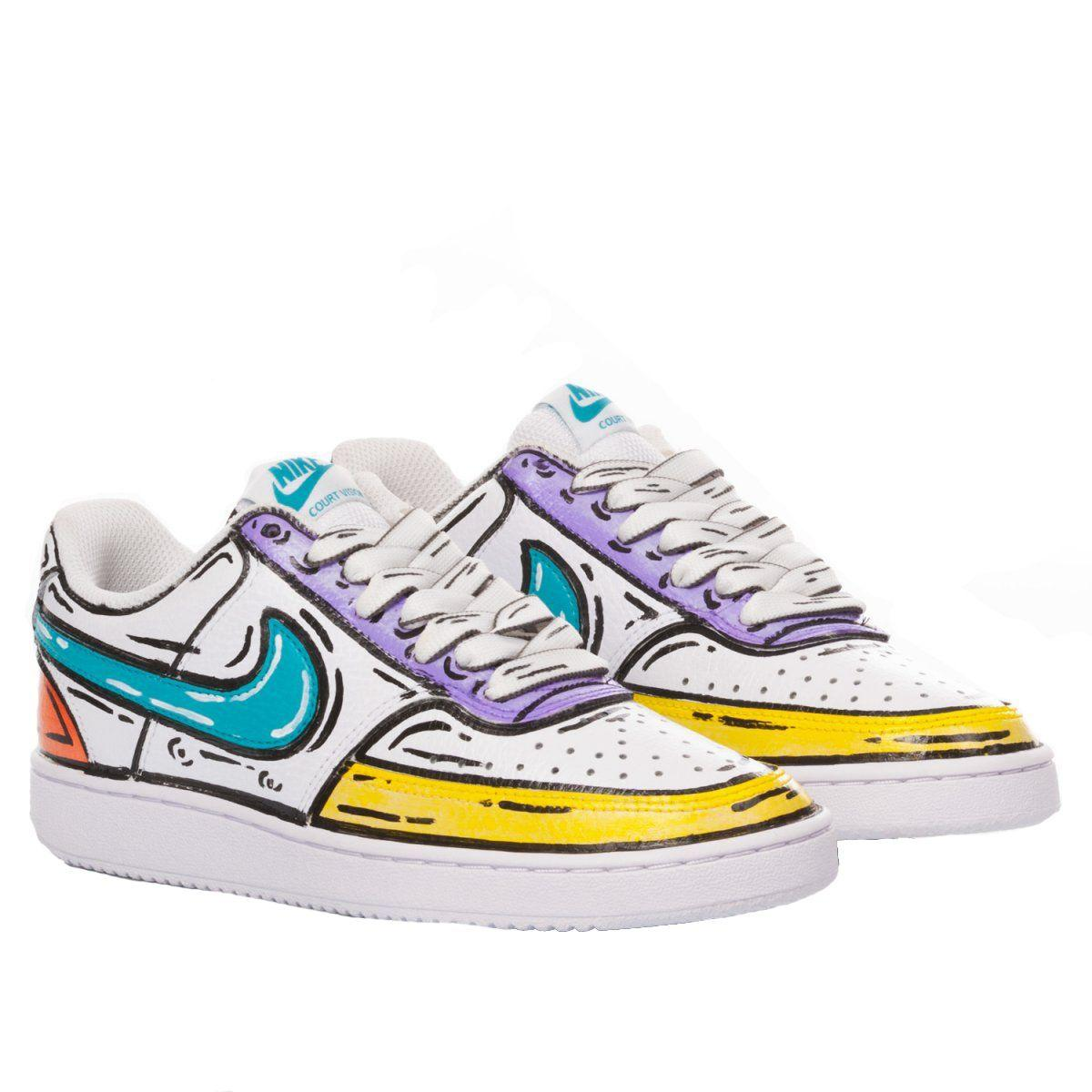 NIKE WHITE SNEAKERS - DIVINE