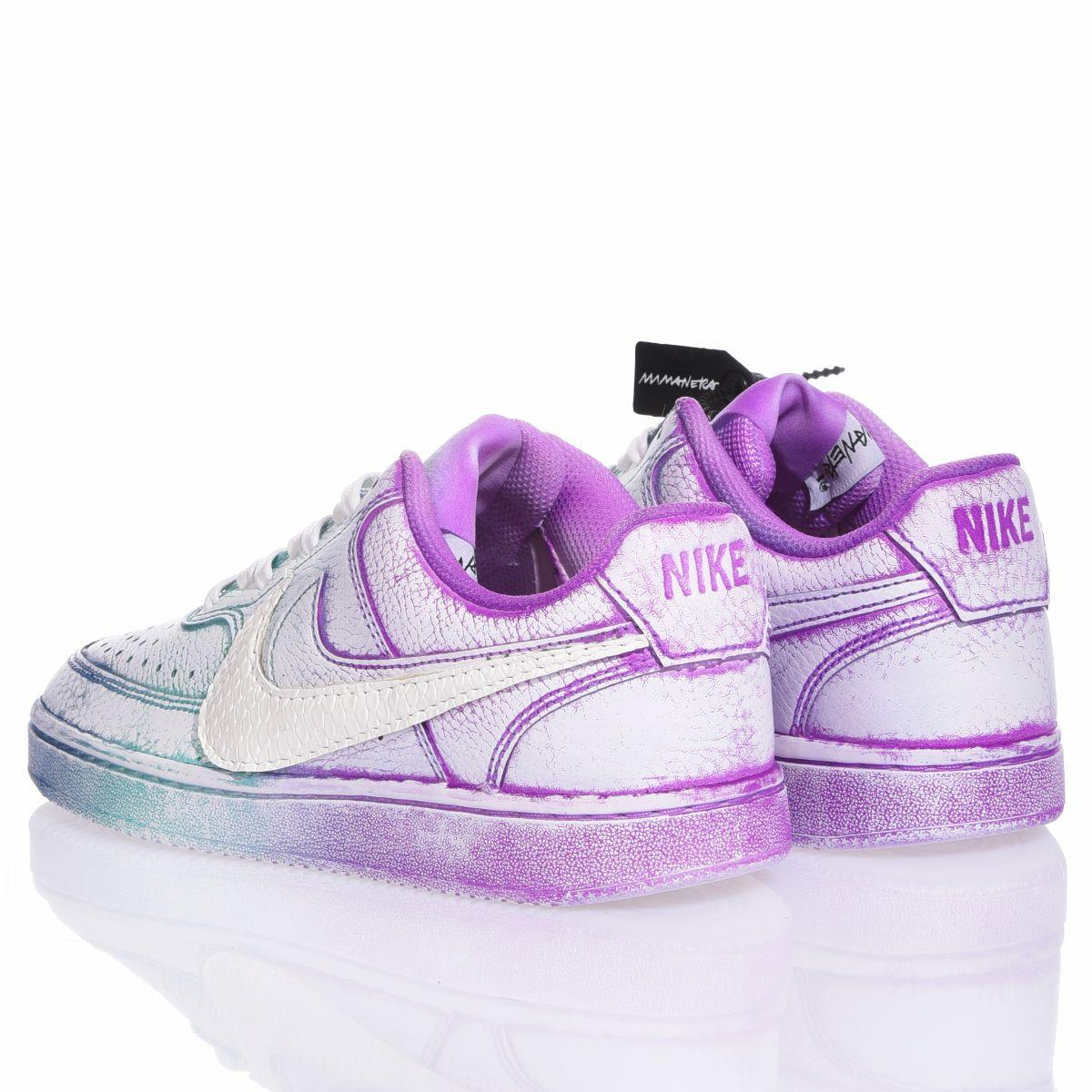 NIKE PINK SNEAKERS - DIVINE
