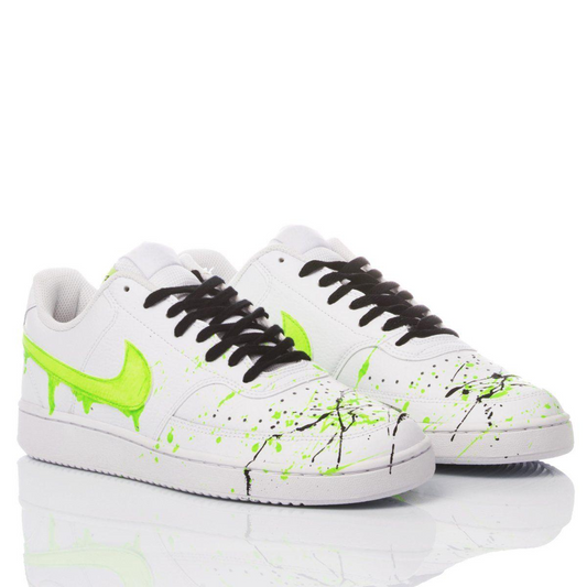 NIKE WHITE SNEAKERS - DIVINE