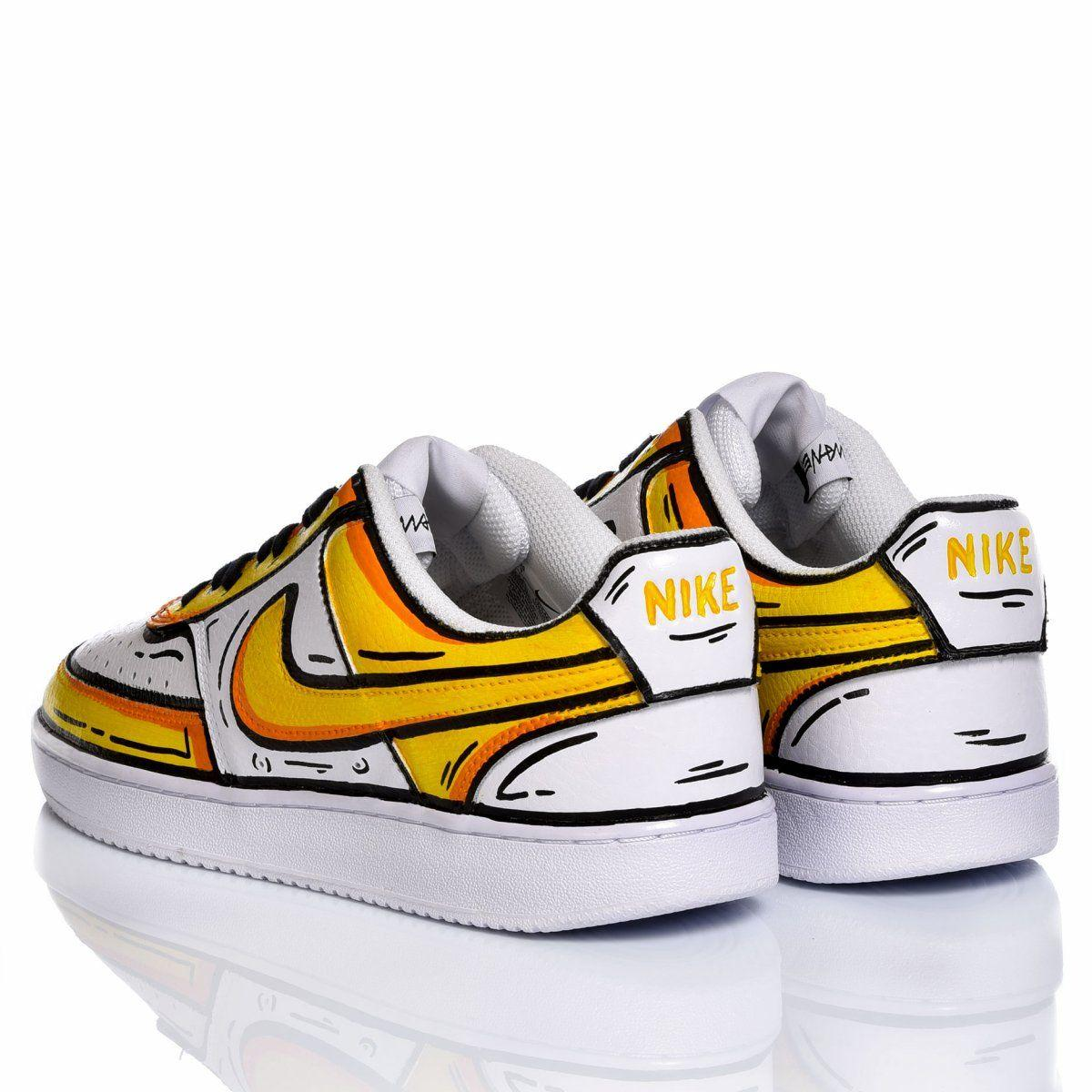 NIKE YELLOW SNEAKERS - DIVINE
