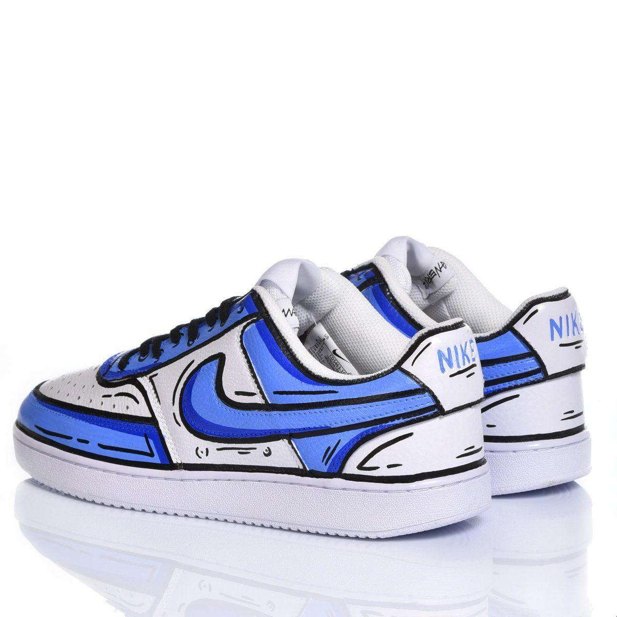 NIKE WHITE SNEAKERS - DIVINE