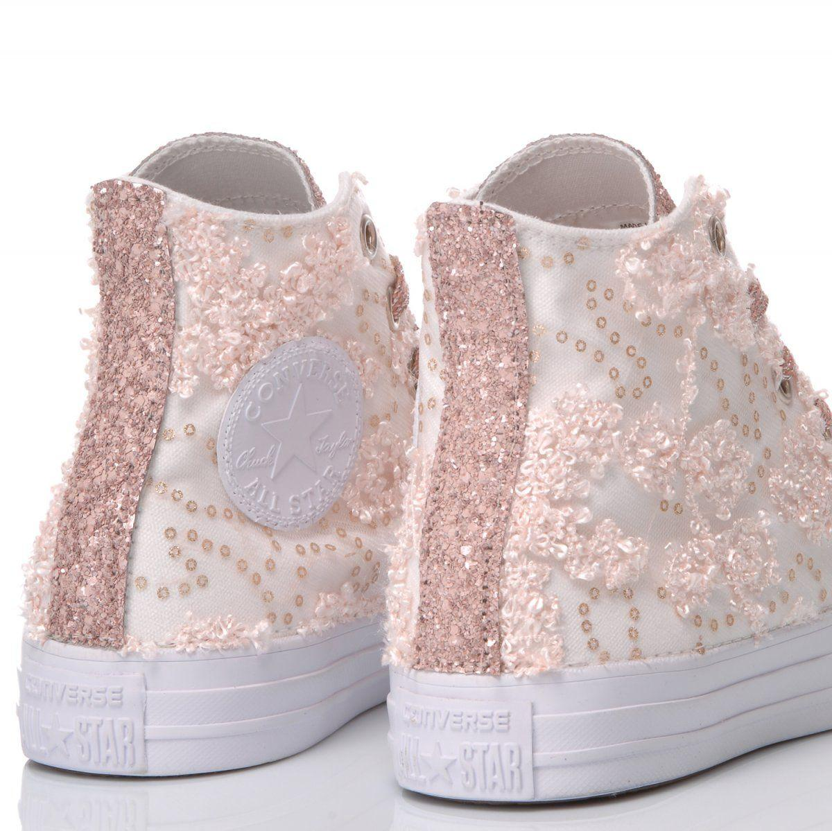 CONVERSE WHITE SNEAKERS - DIVINE
