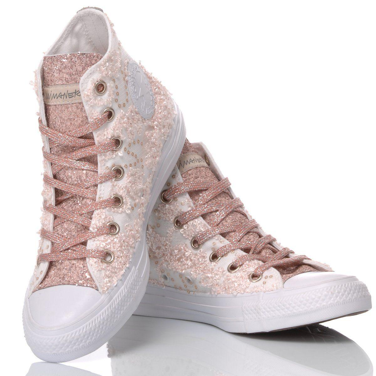 CONVERSE WHITE SNEAKERS - DIVINE