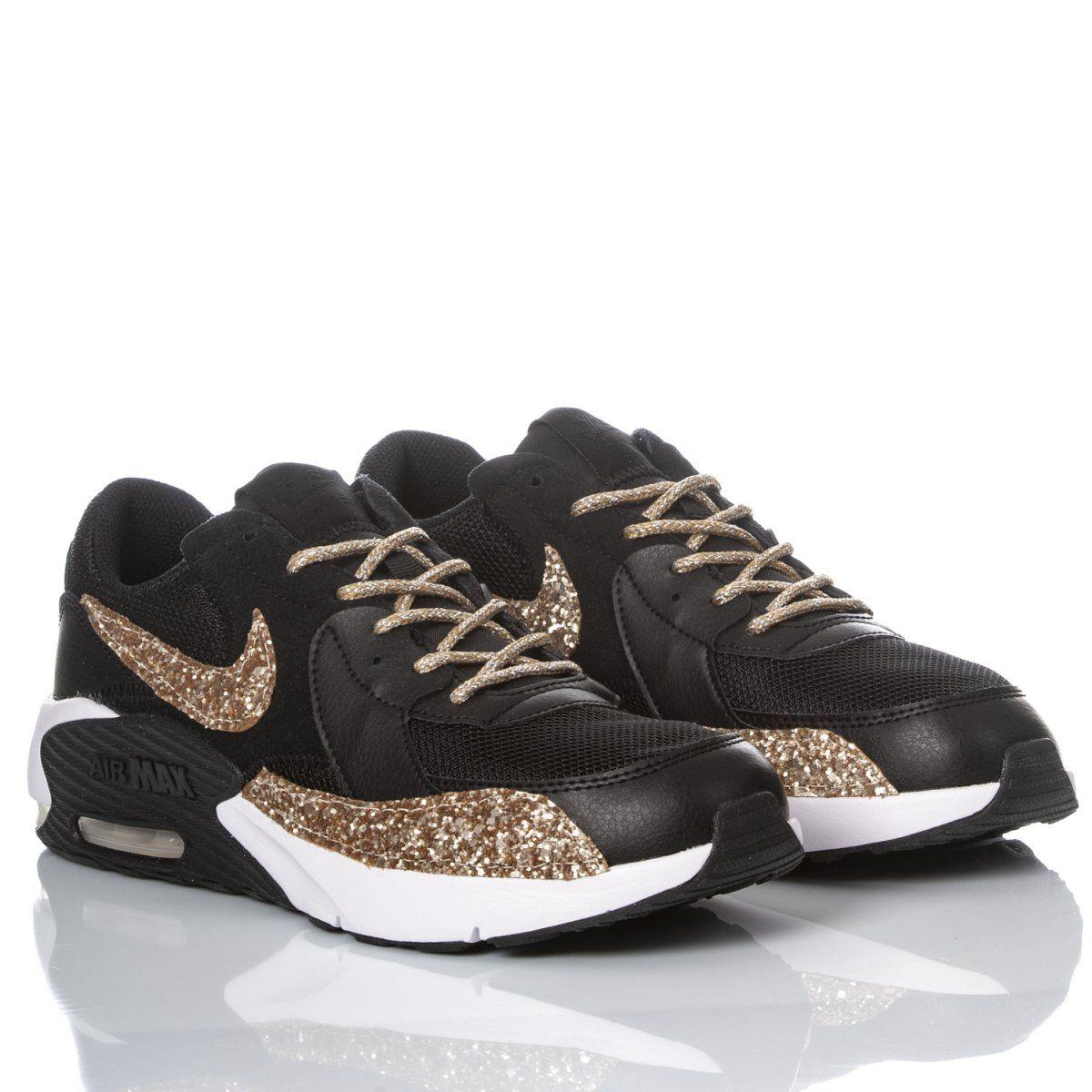 NIKE BLACK SNEAKERS - DIVINE