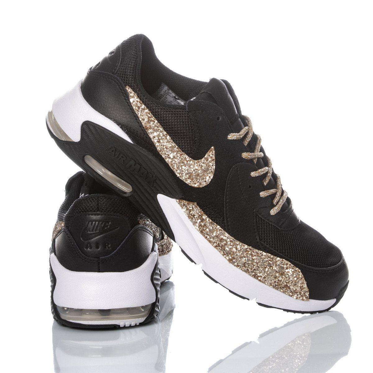 NIKE BLACK SNEAKERS - DIVINE