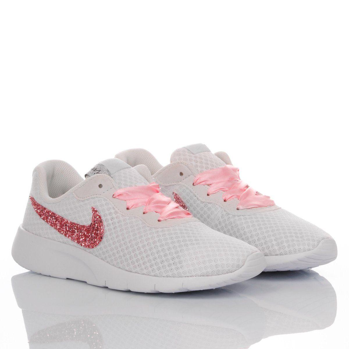 NIKE WHITE SNEAKERS - DIVINE