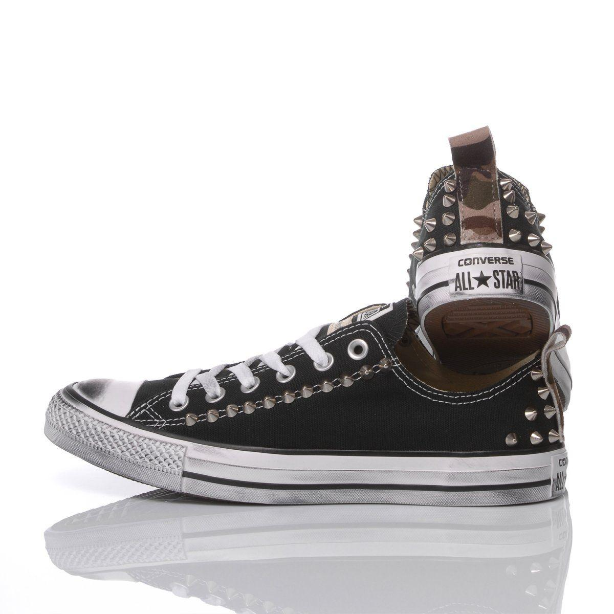 CONVERSE BLACK SNEAKERS - DIVINE