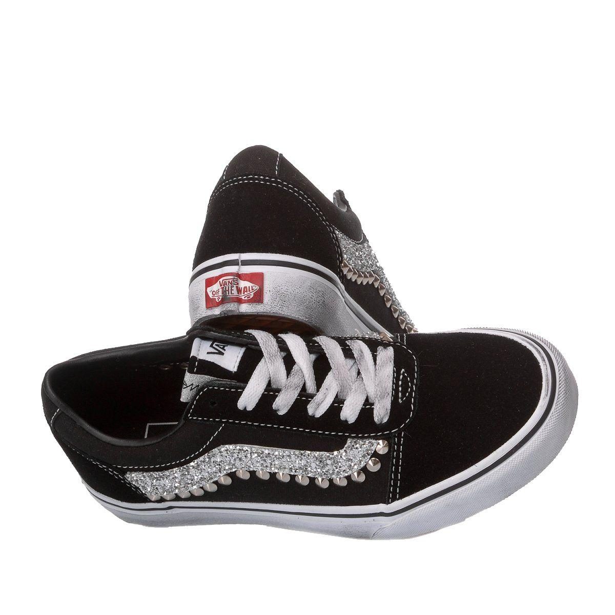 VANS BLACK SNEAKERS - DIVINE