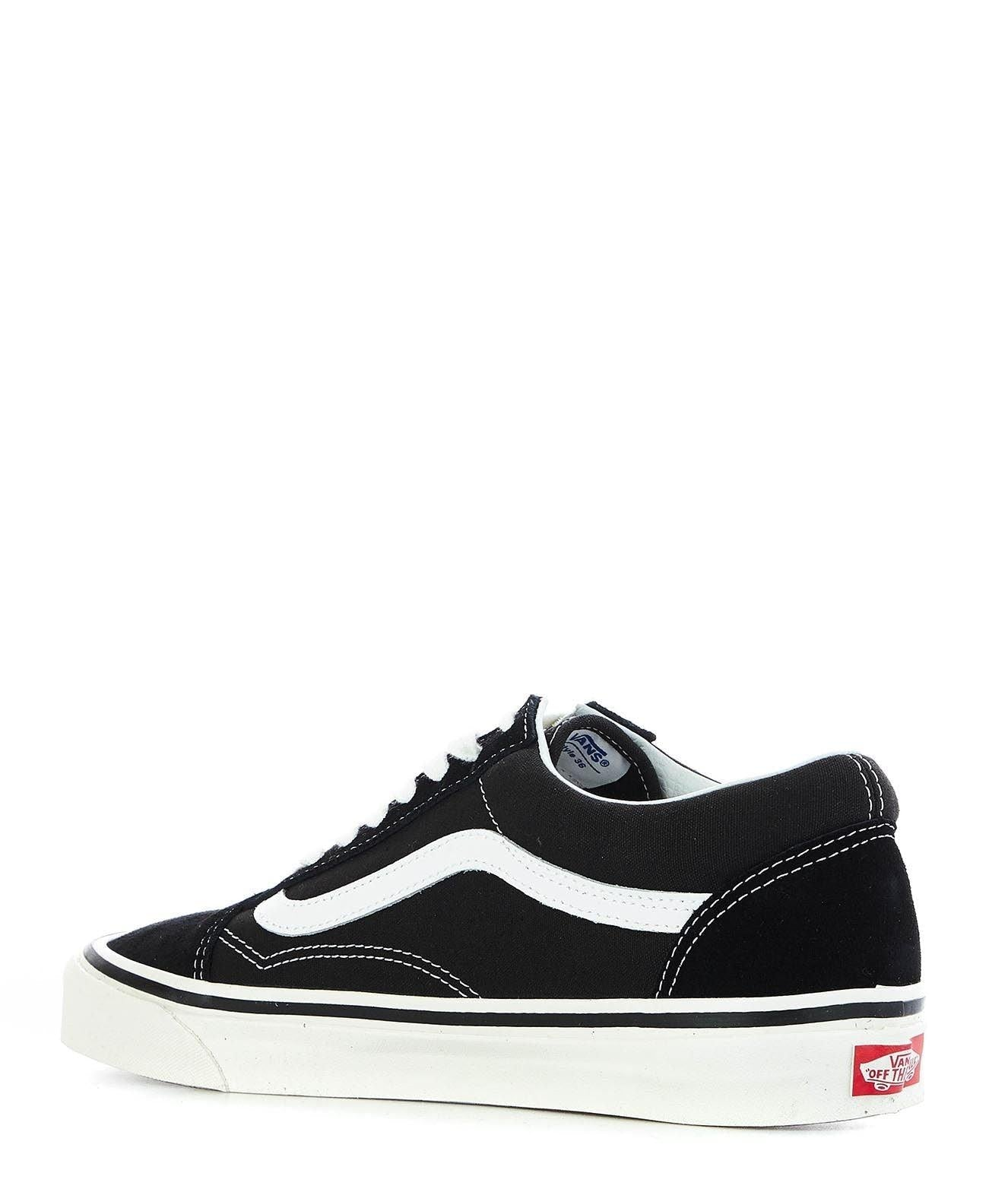 VANS BLACK SNEAKERS - DIVINE