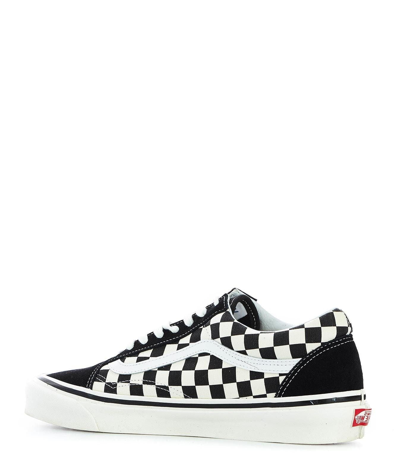 VANS BLACK SNEAKERS - DIVINE