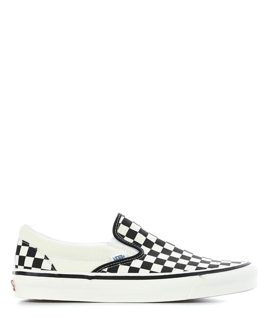 VANS WHITE SNEAKERS - DIVINE
