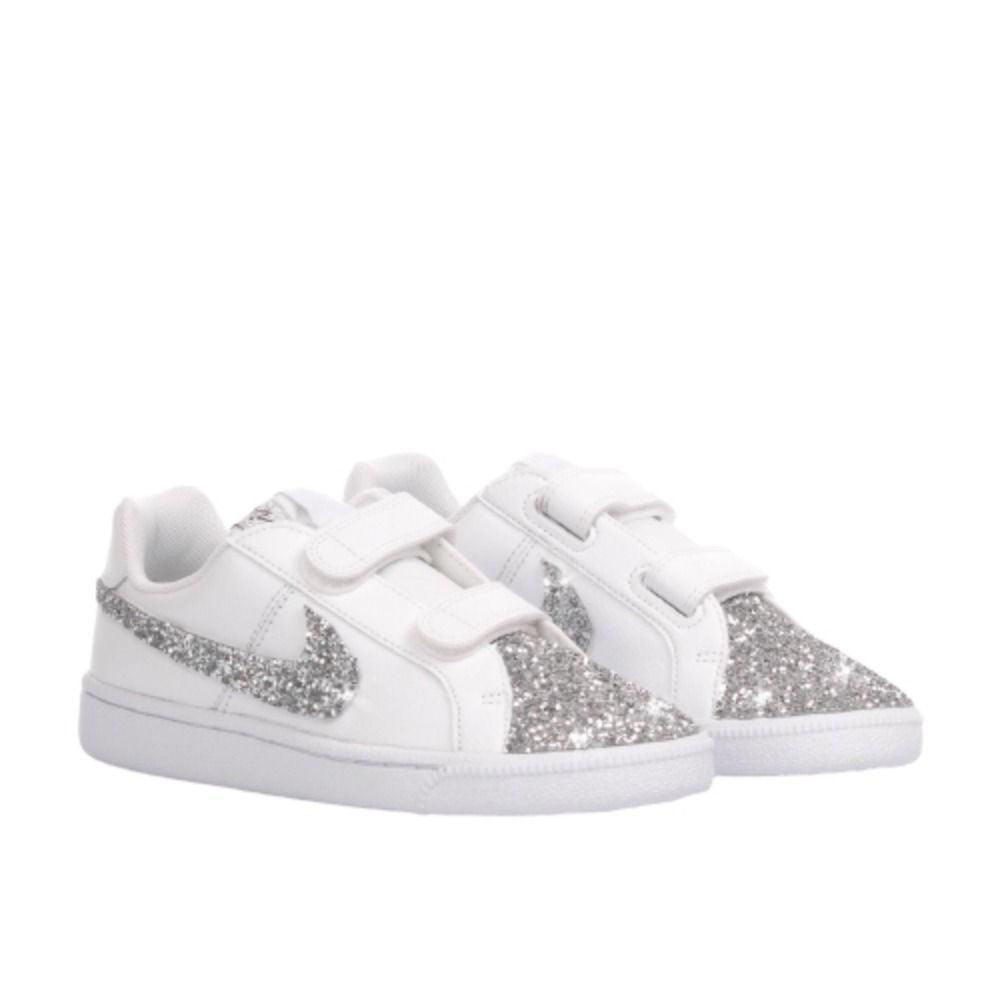 NIKE WHITE SNEAKERS - DIVINE